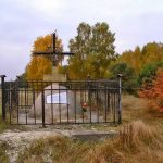Grób Nieznanego Żołnierza w okolicach wsi Husinka