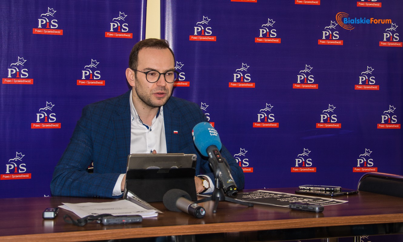 Konferencja prasowa Posła na Sejm RP Marcina Duszka w sprawie Nowej Piątki PiS