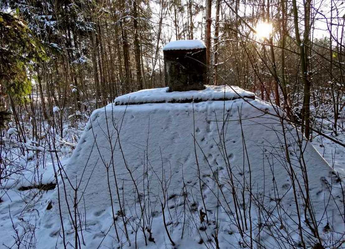 Zapomniany pomnik w Klonownicy-Plac