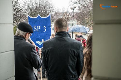 Uczniowie uczcili rocznicę urodzin Marszałka Piłsudskiego