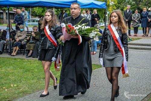 Uroczystości upamiętniające 81. rocznicę napaści ZSRR na Polskę  1034