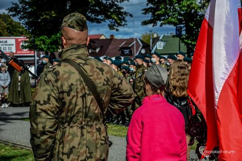 Uroczystości upamiętniające 81. rocznicę napaści ZSRR na Polskę  1041