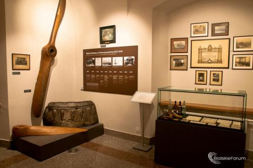 Otwarcie sal ekspozycyjnych Muzeum Południowego Podlasia 1014