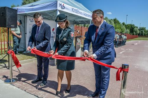 oddanie do użytku w Oddziale Celnym Drogowym w Terespolu skanera RTG do prześwietlania pojazdów 1016