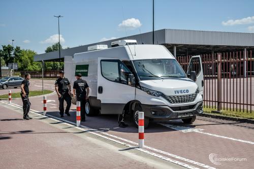 oddanie do użytku w Oddziale Celnym Drogowym w Terespolu skanera RTG do prześwietlania pojazdów 1034