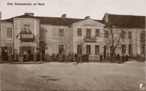 Lata 1915-1917 Plac Wolności - budynek komendantury garnizonu niemieckiej Armii Bug